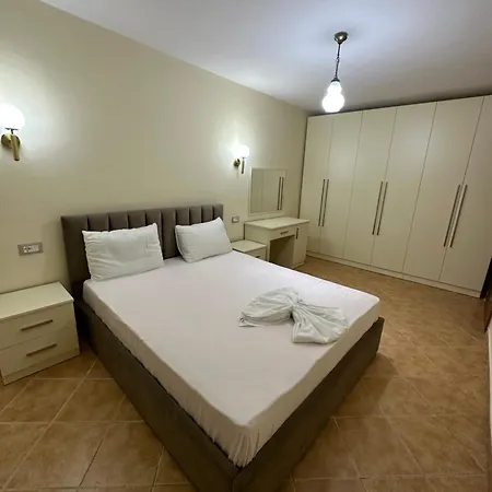 公寓 Apartamentagollitirana