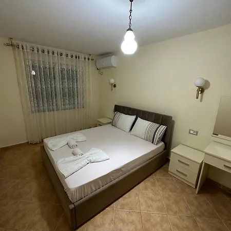 Apartment Apartamentagollitirana *